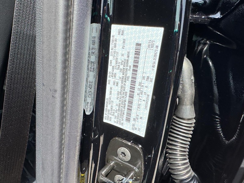 Ford F-150 Vehicle Full-screen Gallery Image 28