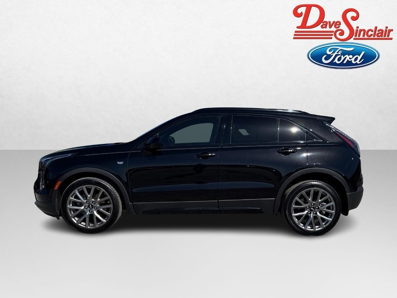 Cadillac XT4 Vehicle Full-screen Gallery Image 10