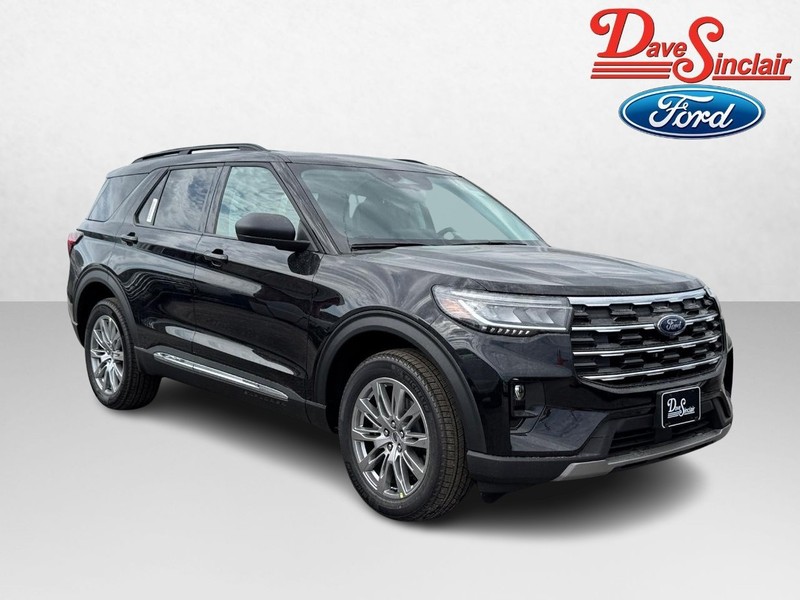 Ford Explorer Vehicle Full-screen Gallery Image 04