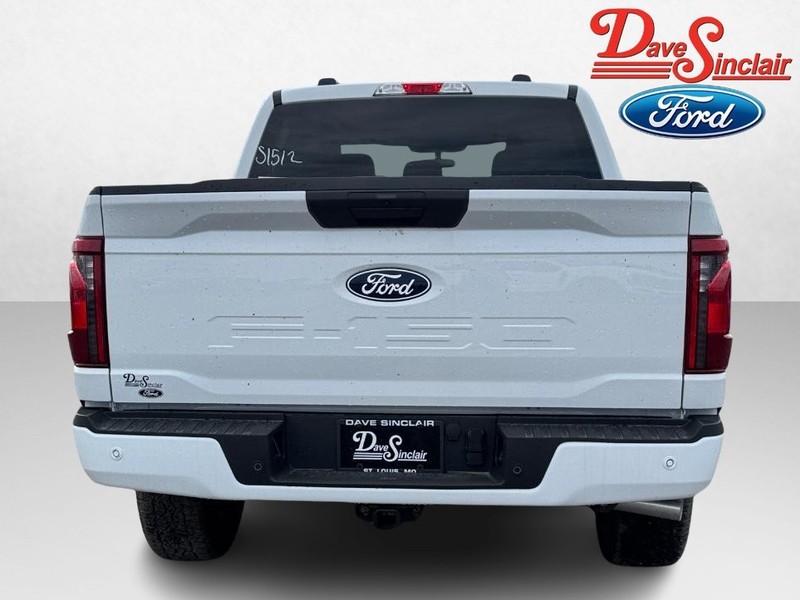 Ford F-150 Vehicle Full-screen Gallery Image 08