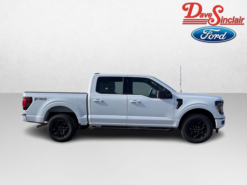 Ford F-150 Vehicle Full-screen Gallery Image 05