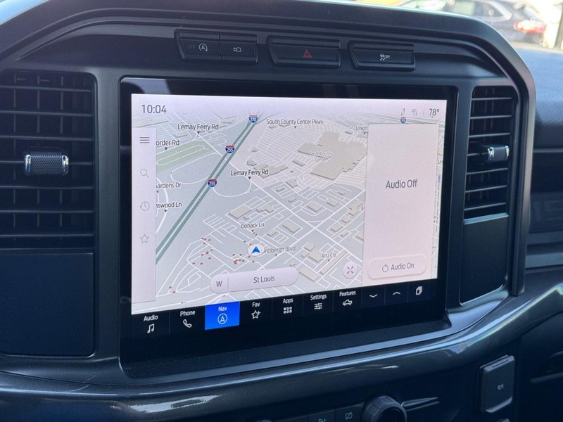 Ford F-150 Vehicle Full-screen Gallery Image 23