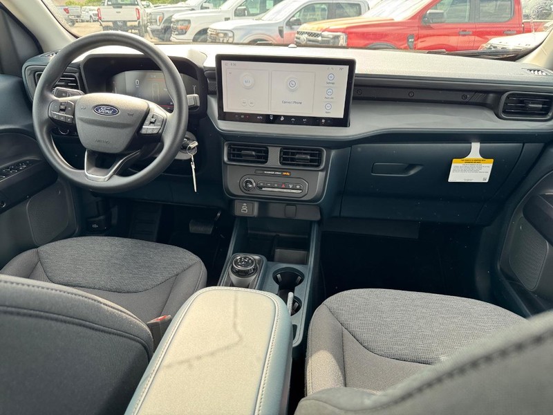 Ford Maverick Vehicle Full-screen Gallery Image 14