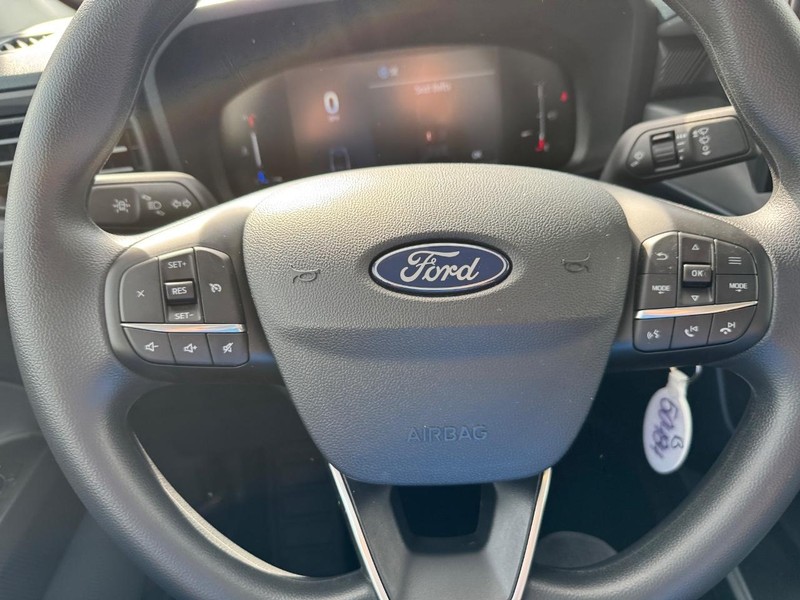 Ford Maverick Vehicle Full-screen Gallery Image 20