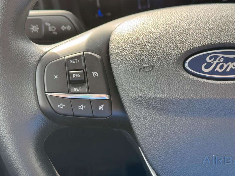 Ford Maverick Vehicle Full-screen Gallery Image 21