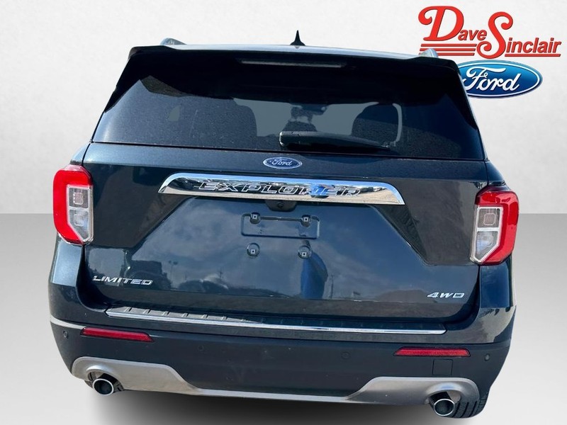 Ford Explorer Vehicle Full-screen Gallery Image 08