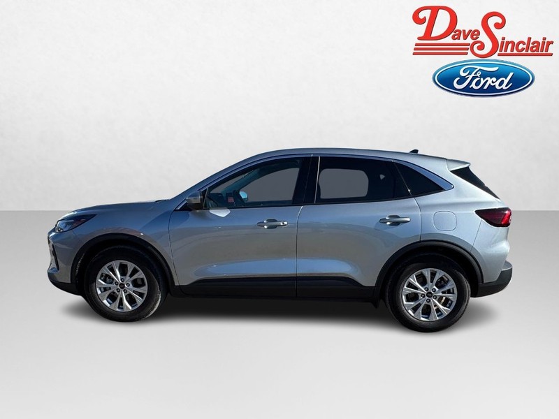 Ford Escape Vehicle Full-screen Gallery Image 10