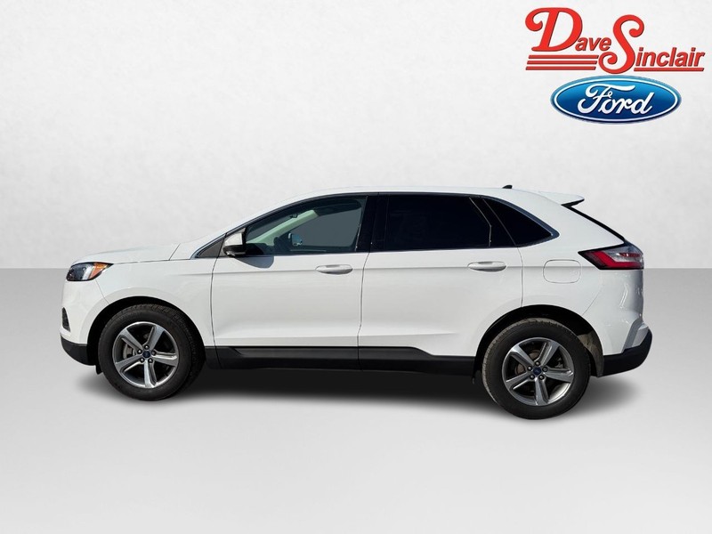Ford Edge Vehicle Full-screen Gallery Image 10