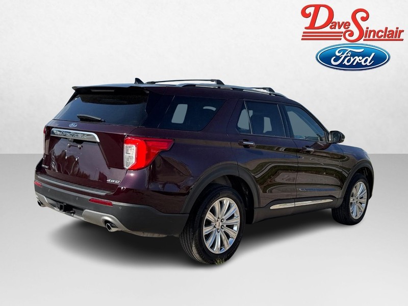 Ford Explorer Vehicle Full-screen Gallery Image 07