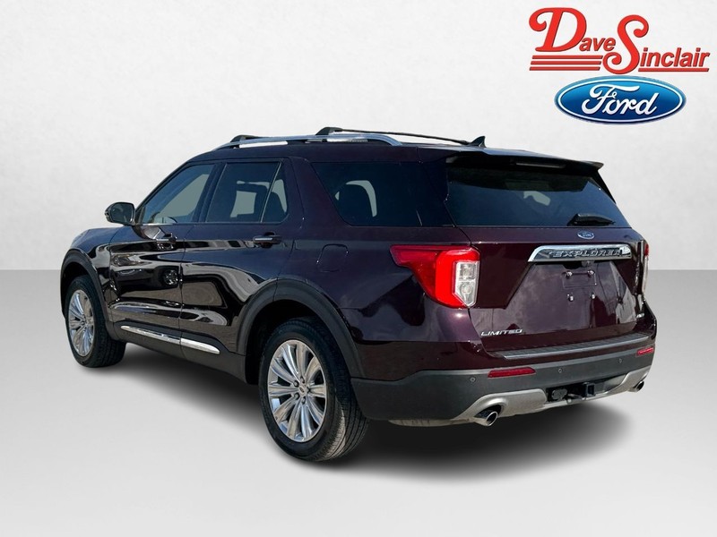 Ford Explorer Vehicle Full-screen Gallery Image 09