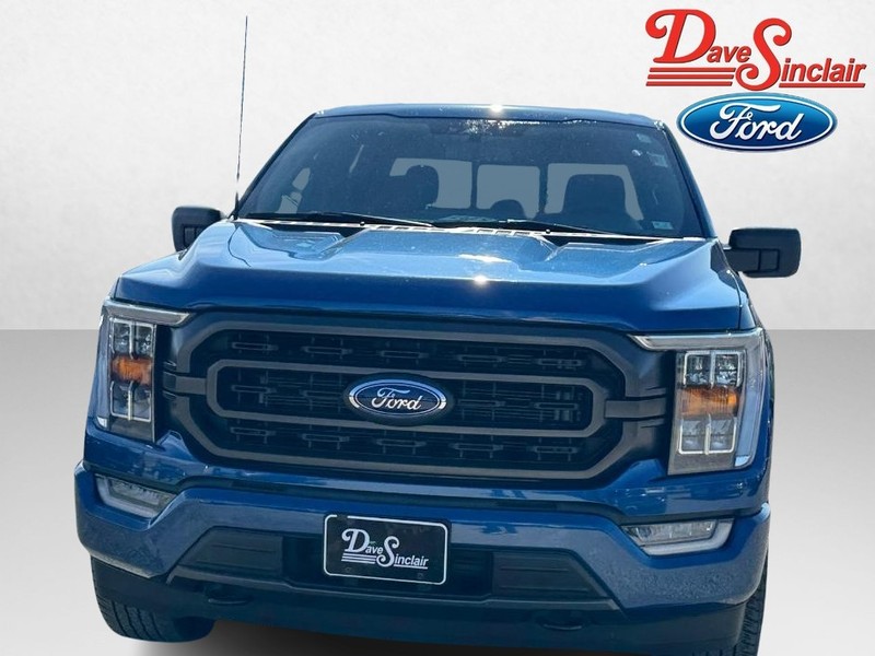 Ford F-150 Vehicle Full-screen Gallery Image 02
