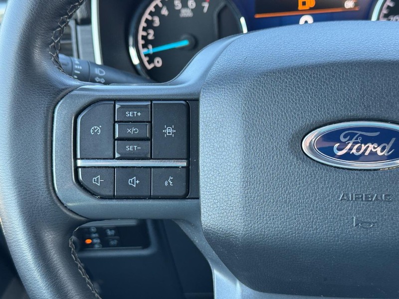 Ford F-150 Vehicle Full-screen Gallery Image 20