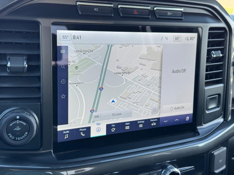 Ford F-150 Vehicle Full-screen Gallery Image 22