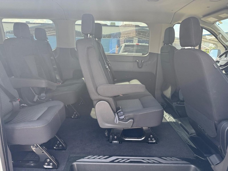 Ford Transit Passenger Wagon Vehicle Full-screen Gallery Image 13