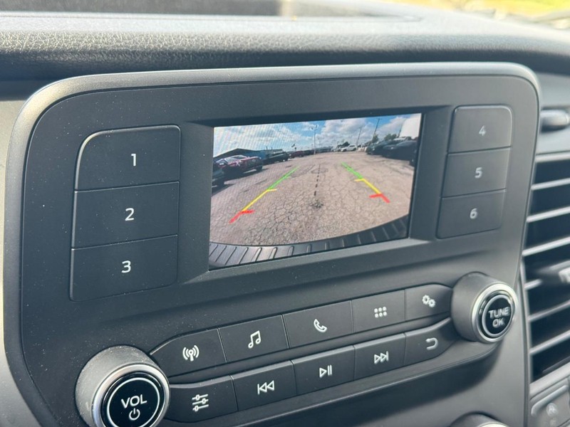 Ford Transit Passenger Wagon Vehicle Full-screen Gallery Image 23