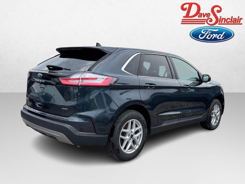 Ford Edge Vehicle Full-screen Gallery Image 07