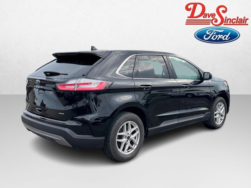 Ford Edge Vehicle Full-screen Gallery Image 07