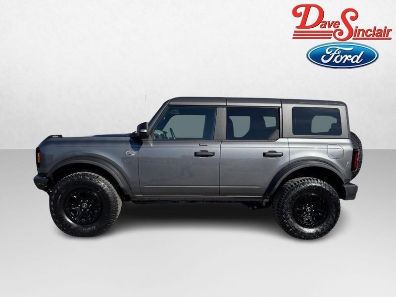 Ford Bronco Vehicle Full-screen Gallery Image 10