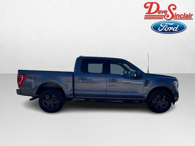 Ford F-150 Vehicle Full-screen Gallery Image 05