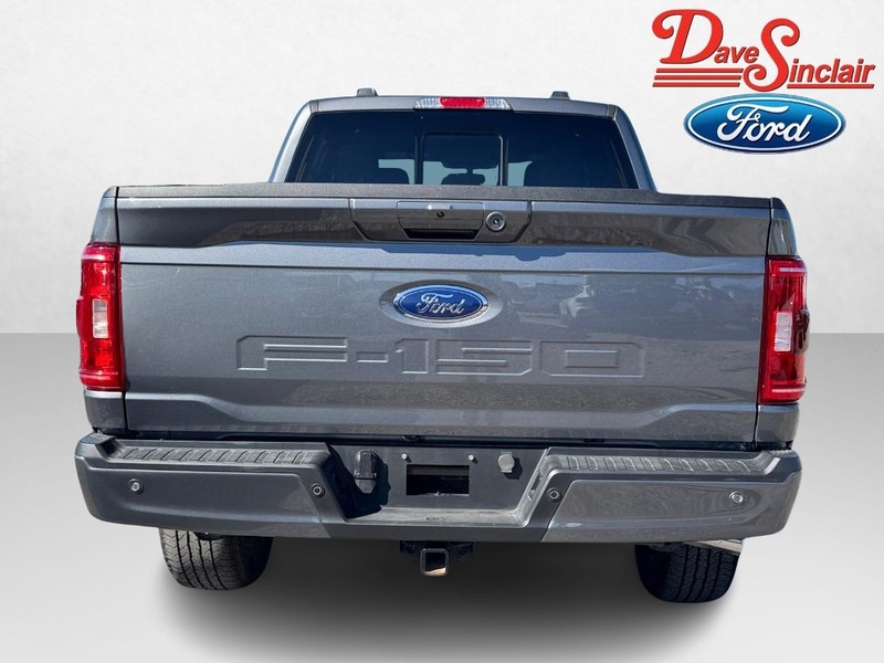 Ford F-150 Vehicle Full-screen Gallery Image 08