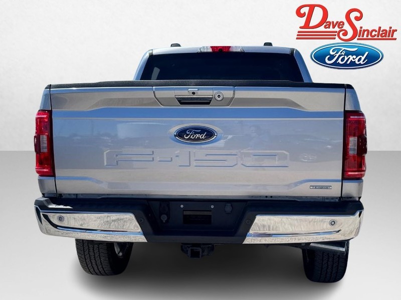 Ford F-150 Vehicle Full-screen Gallery Image 08
