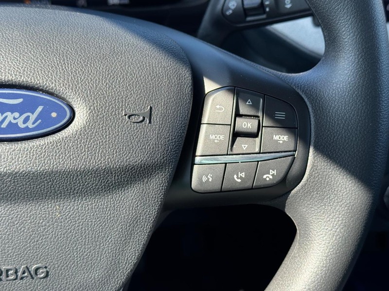 Ford Maverick Vehicle Full-screen Gallery Image 22