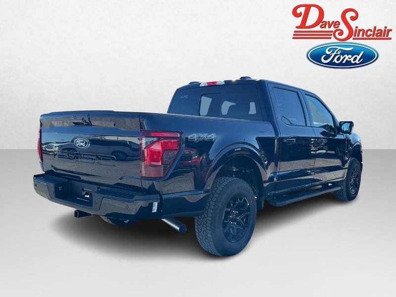 Ford F-150 Vehicle Full-screen Gallery Image 07