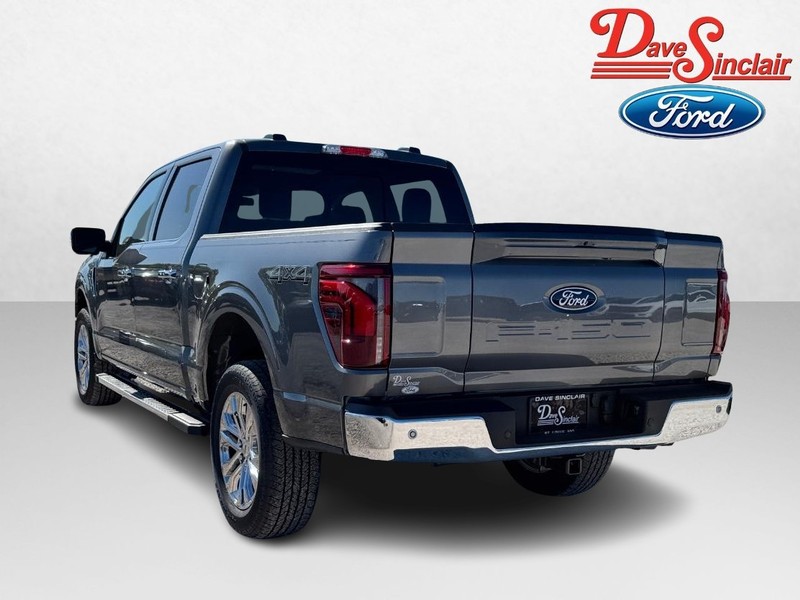 Ford F-150 Vehicle Full-screen Gallery Image 09