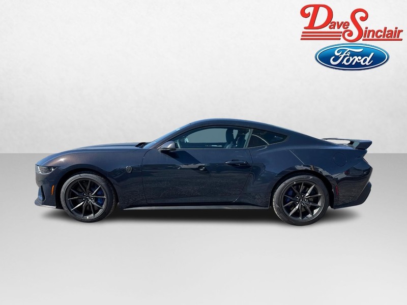 Ford Mustang Vehicle Full-screen Gallery Image 10