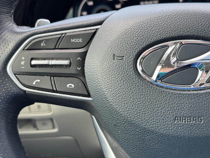 Hyundai Palisade Vehicle Full-screen Gallery Image 24