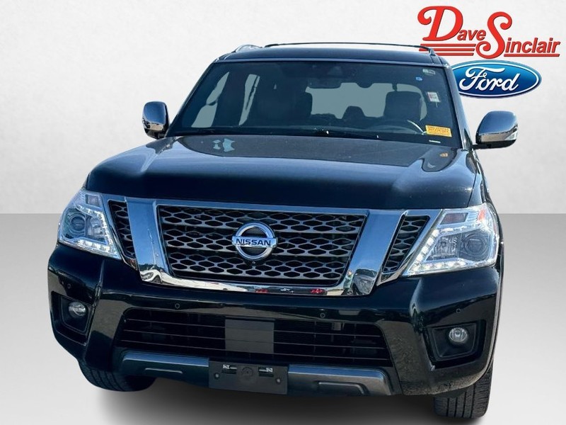 Nissan Armada Vehicle Full-screen Gallery Image 02