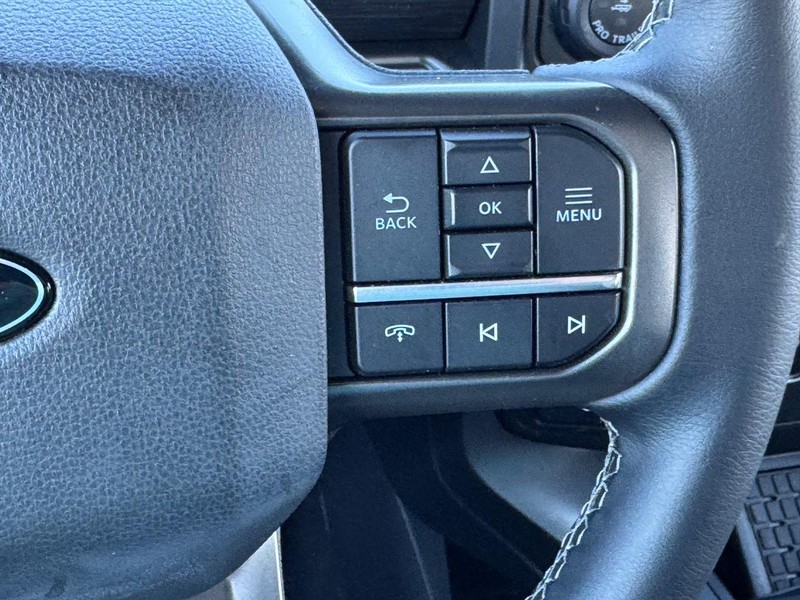 Ford F-150 Vehicle Full-screen Gallery Image 20