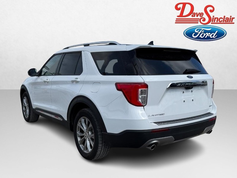 Ford Explorer Vehicle Full-screen Gallery Image 10