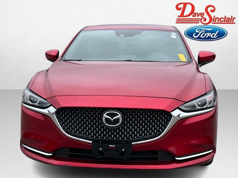 Mazda MAZDA6 Vehicle Full-screen Gallery Image 02