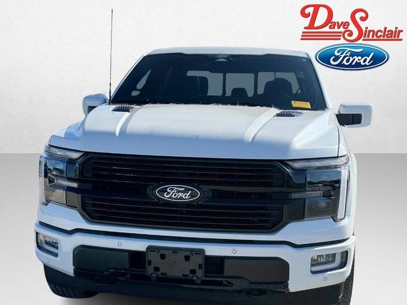Ford F-150 Vehicle Full-screen Gallery Image 02