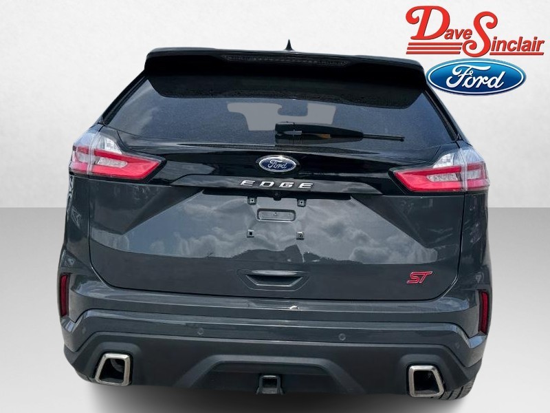 Ford Edge Vehicle Full-screen Gallery Image 08