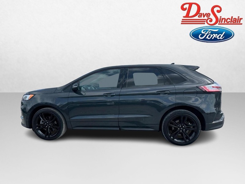 Ford Edge Vehicle Full-screen Gallery Image 10
