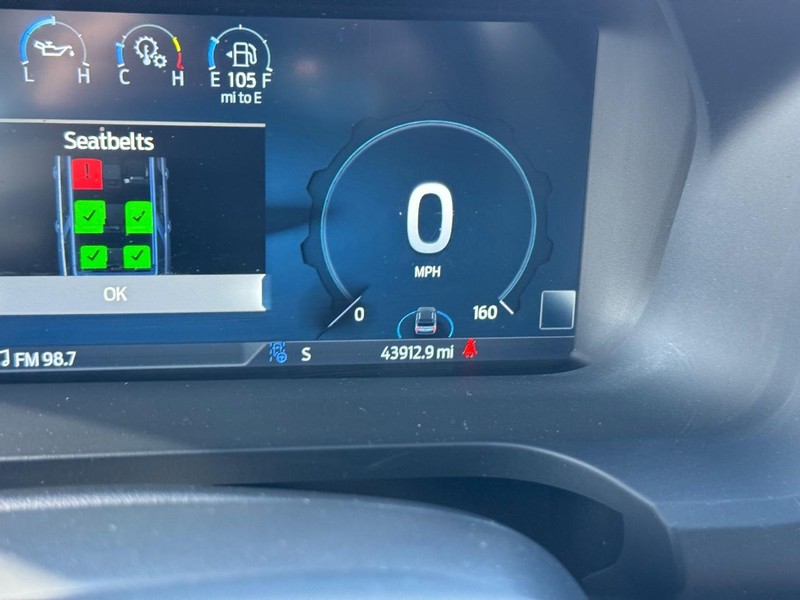 Ford Expedition Vehicle Full-screen Gallery Image 29