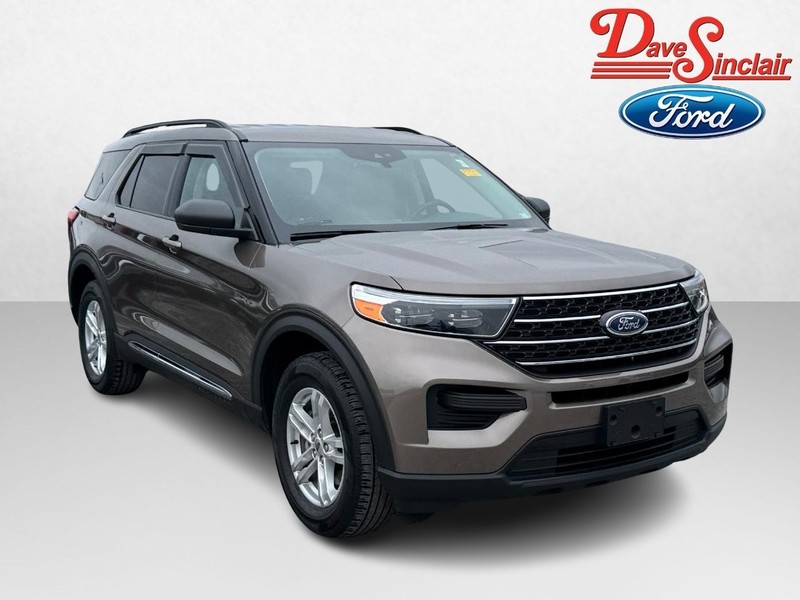 Ford Explorer Vehicle Full-screen Gallery Image 04