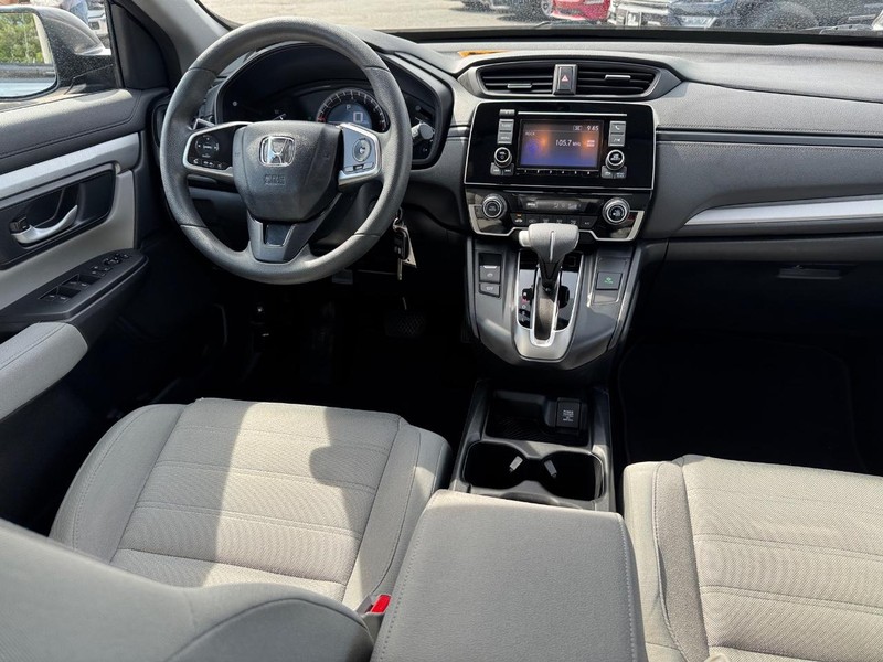 Honda CR-V Vehicle Full-screen Gallery Image 15