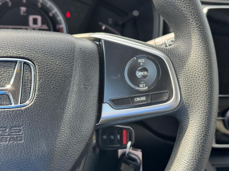 Honda CR-V Vehicle Full-screen Gallery Image 21