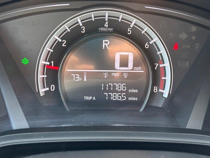 Honda CR-V Vehicle Full-screen Gallery Image 23