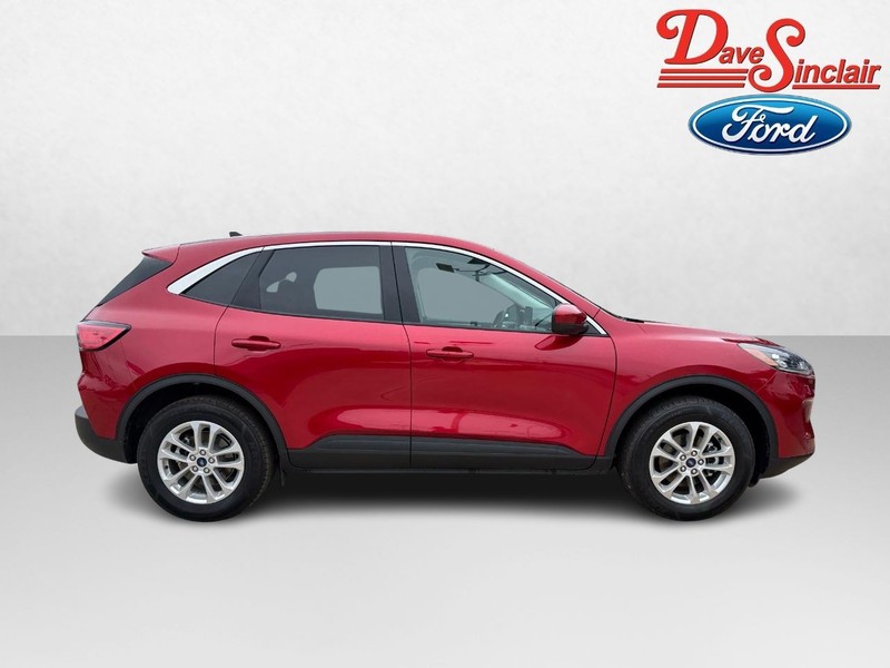Ford Escape Vehicle Full-screen Gallery Image 05