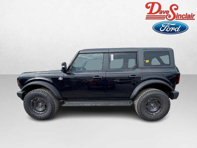 Ford Bronco Vehicle Full-screen Gallery Image 10