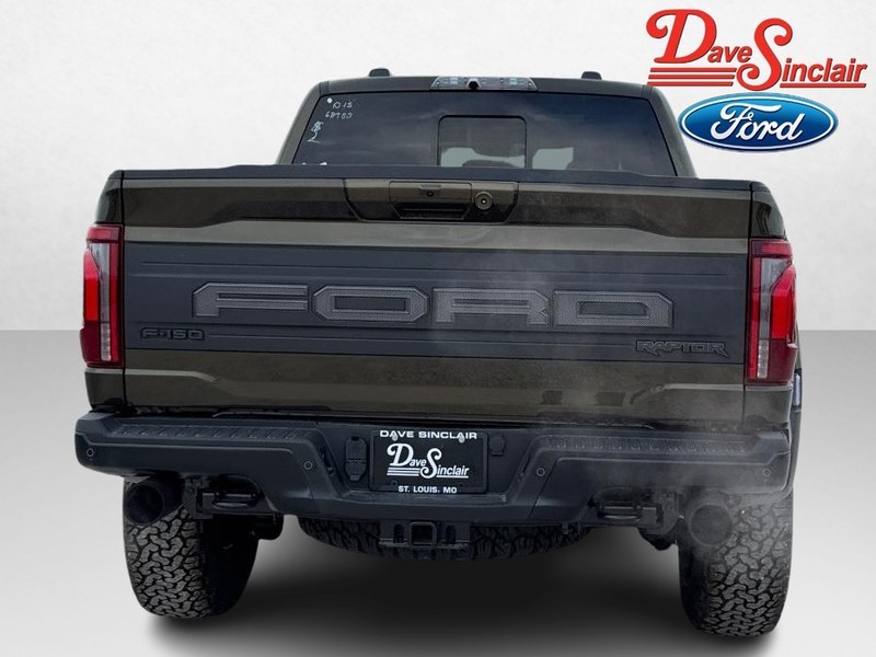 Ford F-150 Vehicle Full-screen Gallery Image 08