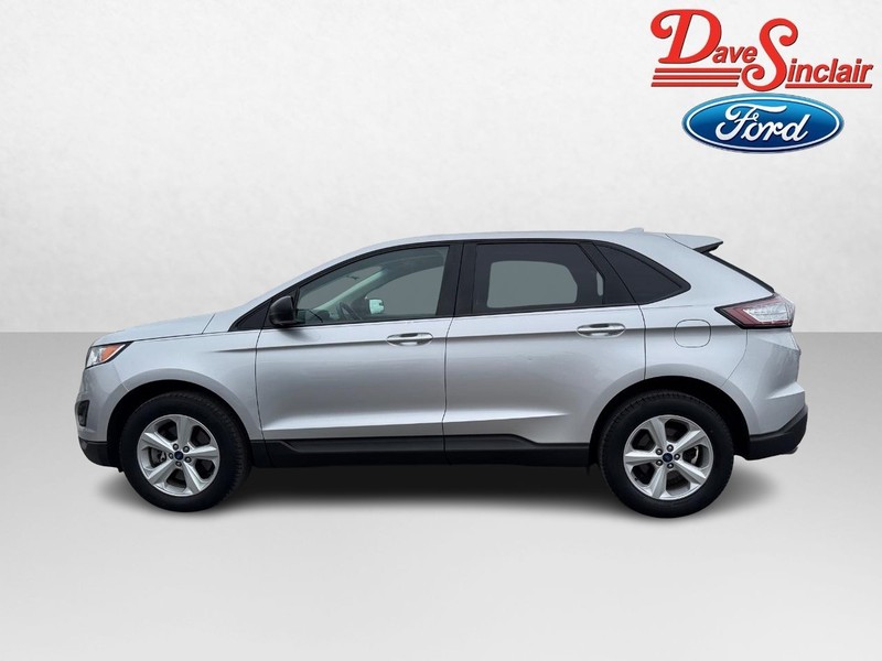 Ford Edge Vehicle Full-screen Gallery Image 10
