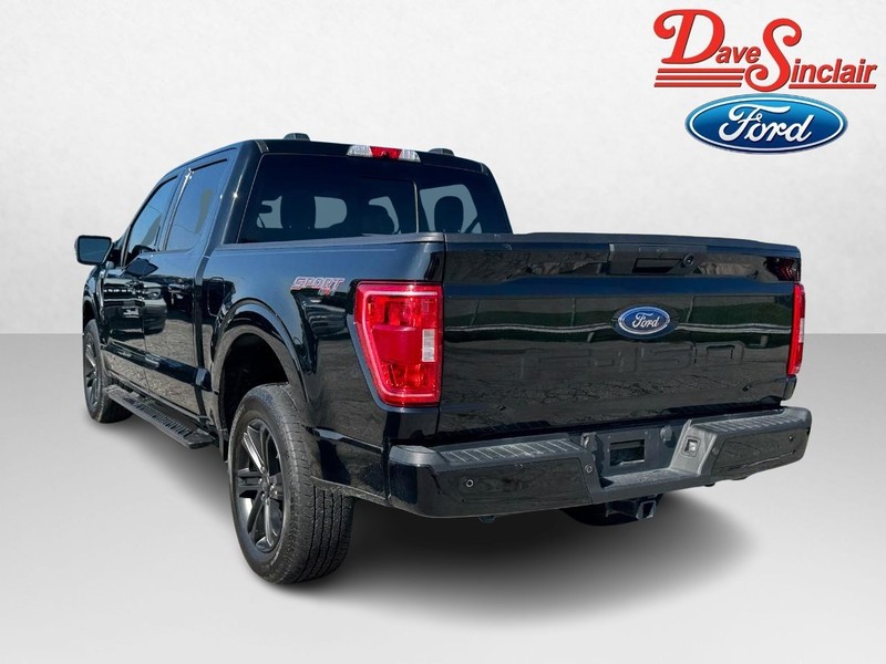 Ford F-150 Vehicle Full-screen Gallery Image 09