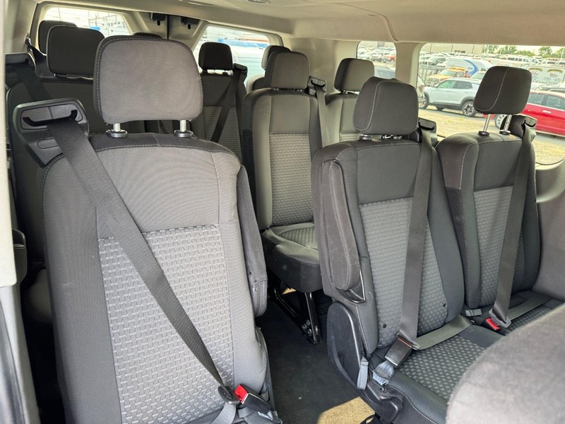 Ford Transit Passenger Wagon Vehicle Full-screen Gallery Image 12