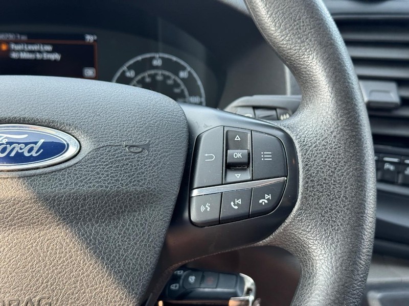 Ford Transit Passenger Wagon Vehicle Full-screen Gallery Image 22
