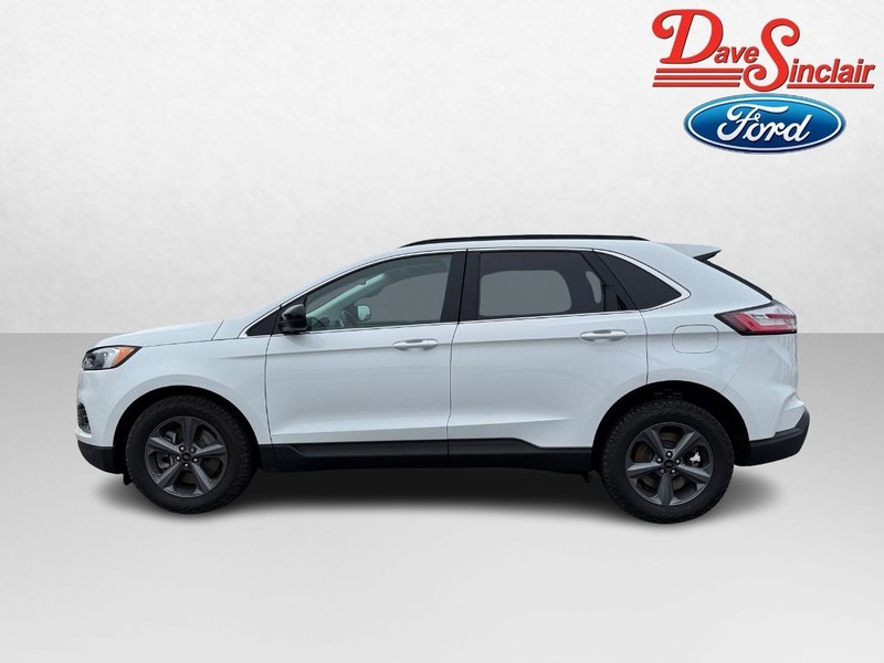 Ford Edge Vehicle Full-screen Gallery Image 10